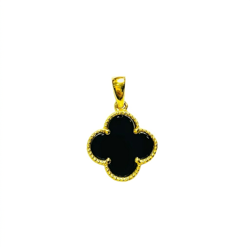 จี้โคลเวอร์ประดับหินแบล็กโอนิกซ์ (Black Onyx) ทองคำแท้